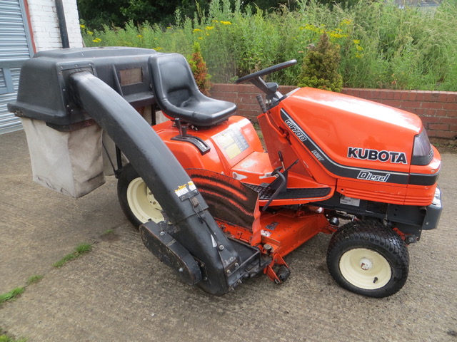 New and Used KUBOTA G1700 HST Groundcare Machinery, compact tractors and ride mowers near me.